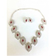 Leaves Red Crystal Necklace